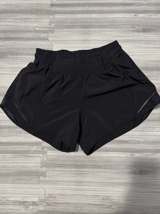 lululemon athletica Pants - Lululemon Hotty Hot Low Rise 4” Women's Shorts